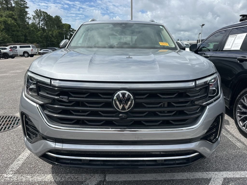 Used 2024 Volkswagen Atlas 2.0T SEL Premium R-Line SUV