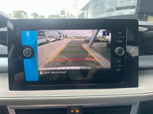 2025 Volkswagen Taos SE - Photo 23