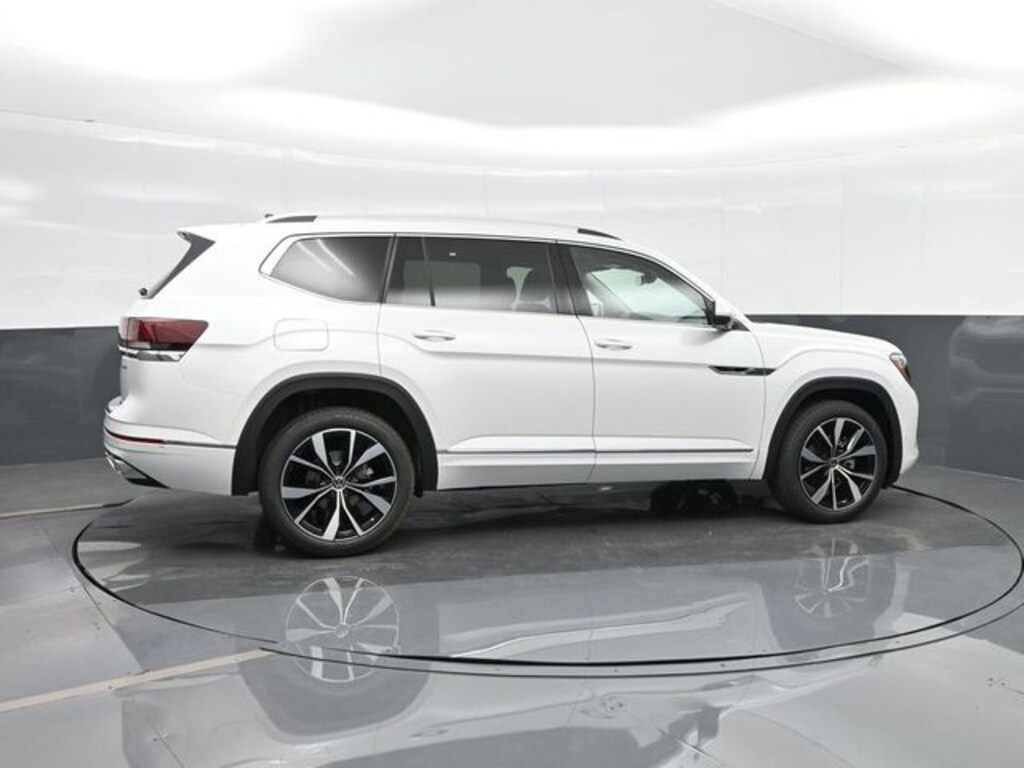 New 2026 Volkswagen Atlas 2.0T SEL Premium R-Line SUV