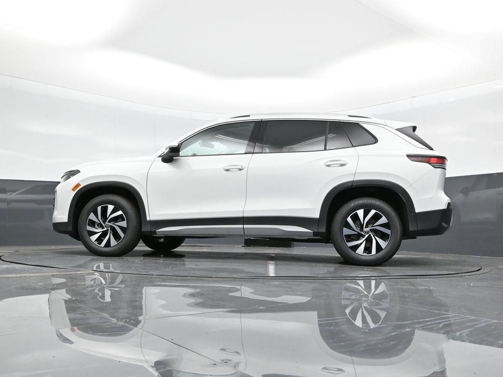 2025 Volkswagen Tiguan S - Photo 35