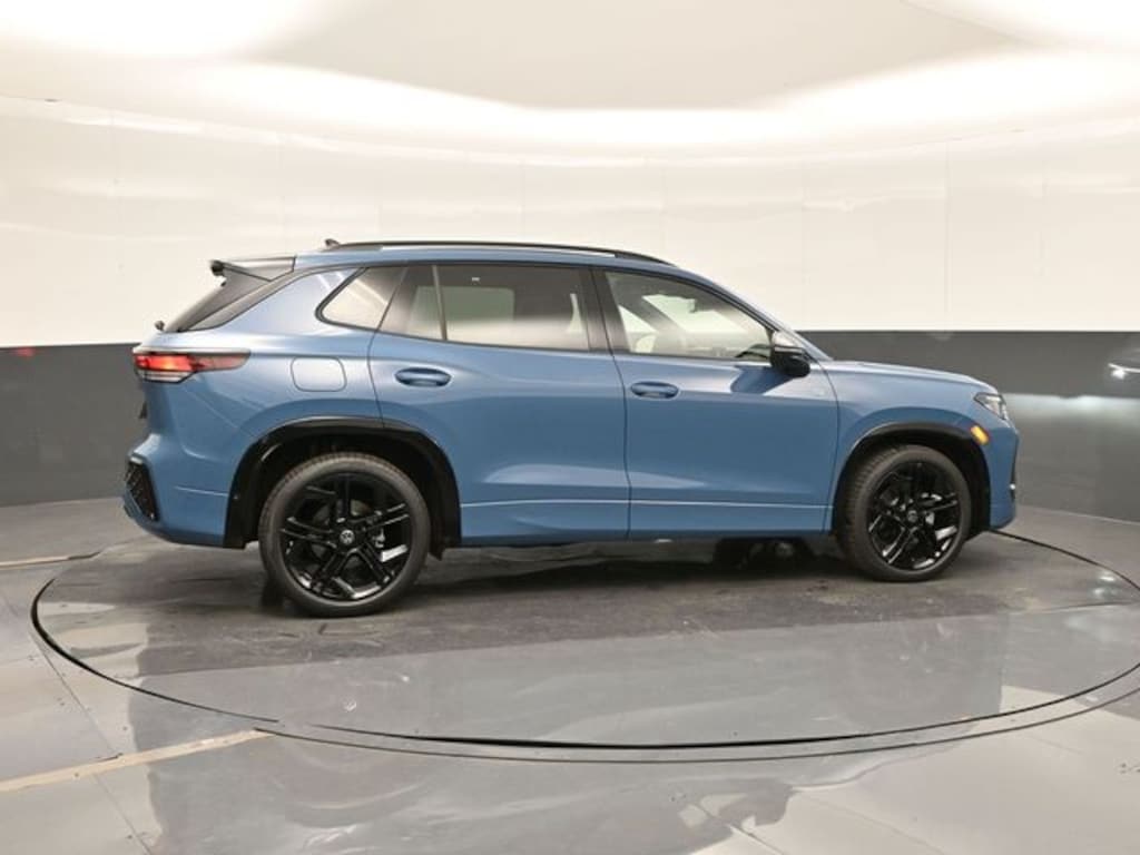 New 2026 Volkswagen Tiguan 2.0T SE R-Line Black SUV