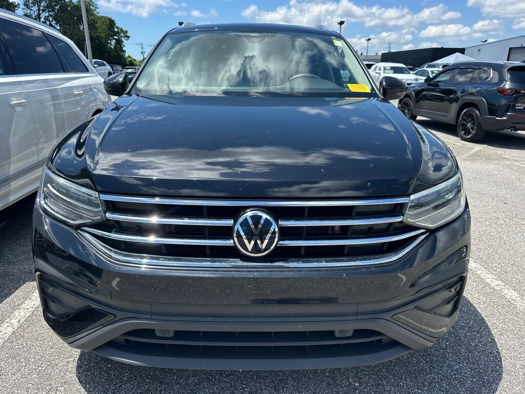 Used 2022 Volkswagen Tiguan 2.0T SE SUV