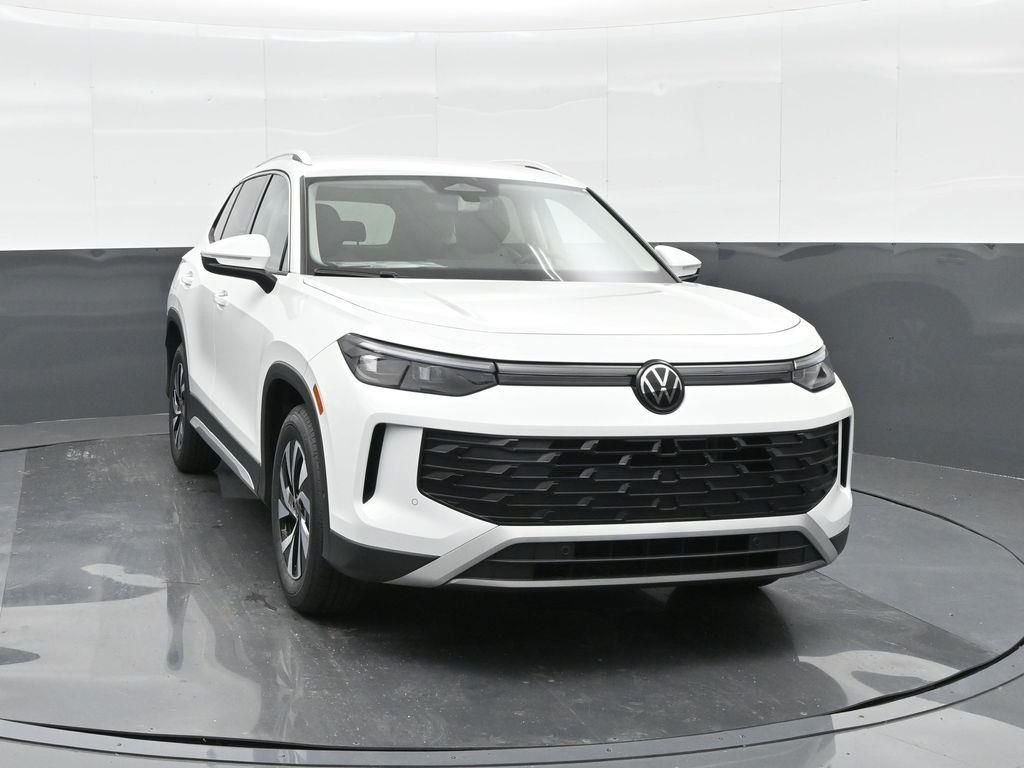 2025 Volkswagen Tiguan S - Photo 2