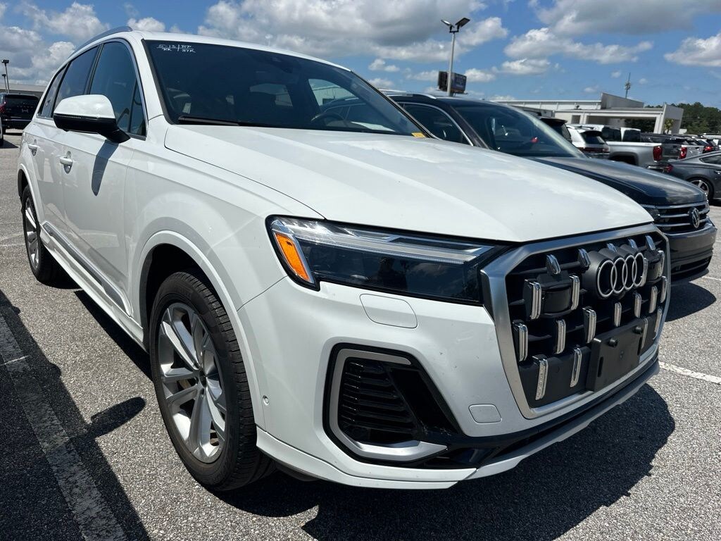 Used 2025 Audi Q7 55 Premium SUV