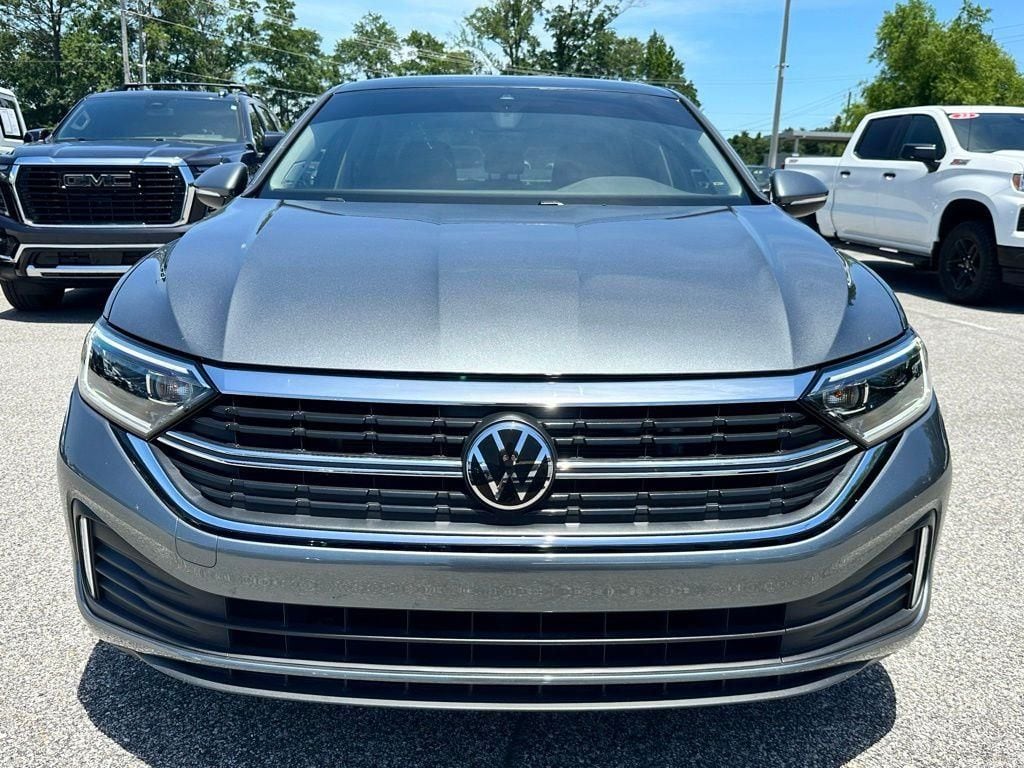 Used 2024 Volkswagen Jetta 1.5T SEL Sedan