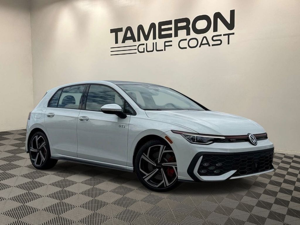 2026 Volkswagen Golf GTI 2.0T SE 4-door DSG's photo