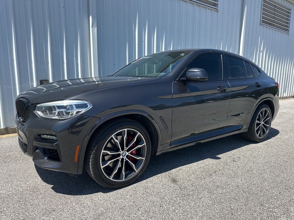 2021 BMW X4 M40i's photo