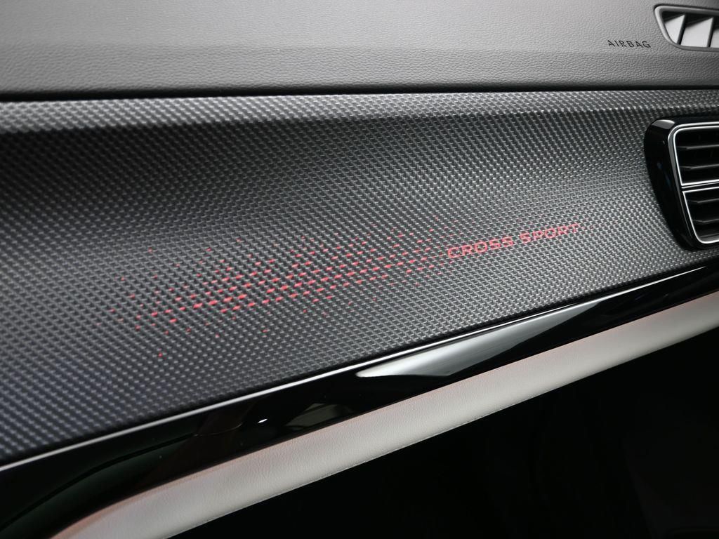 2025 Volkswagen Atlas Cross Sport SEL Premium R-LINE - Photo 18
