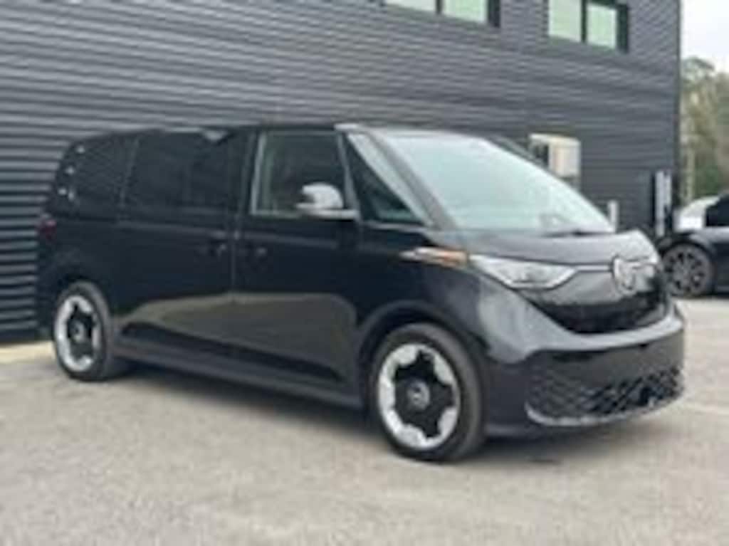 New 2025 Volkswagen ID. Buzz Pro S Van Passenger Van