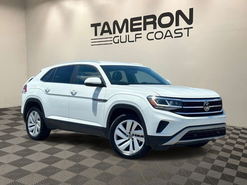 2023 Volkswagen Atlas Cross Sport 3.6L V6 SE w/Tech's photo