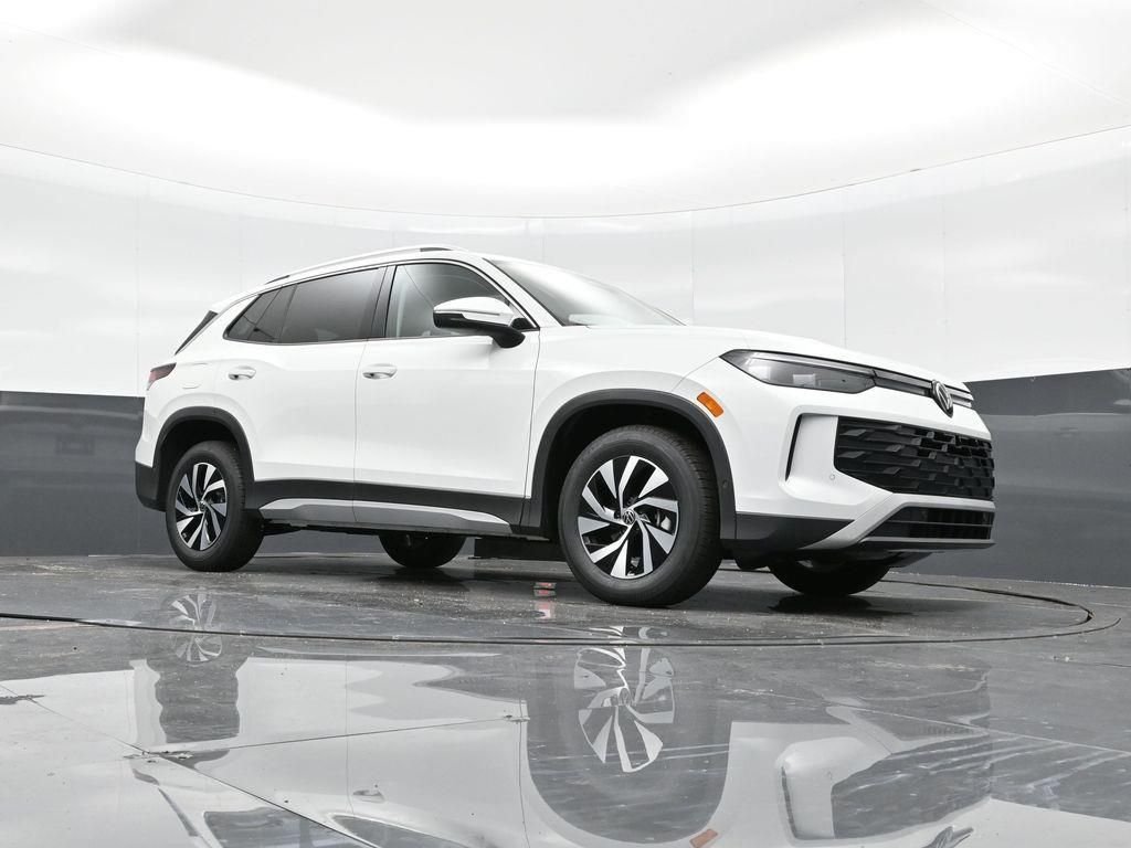2025 Volkswagen Tiguan S - Photo 32