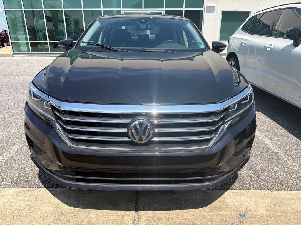 Used 2022 Volkswagen Passat 2.0T SE Sedan