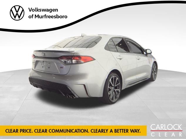 2022 Toyota Corolla SE photo 3
