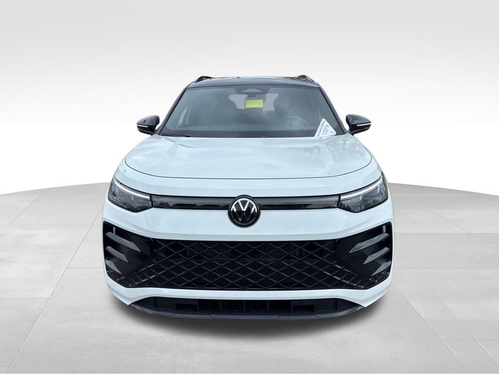 2025 Volkswagen Tiguan SE R-Line Black photo 2