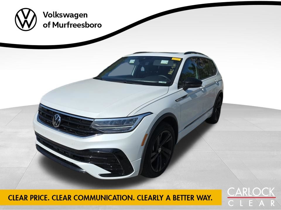 2023 Volkswagen Tiguan 2.0T SE R-Line Black's photo