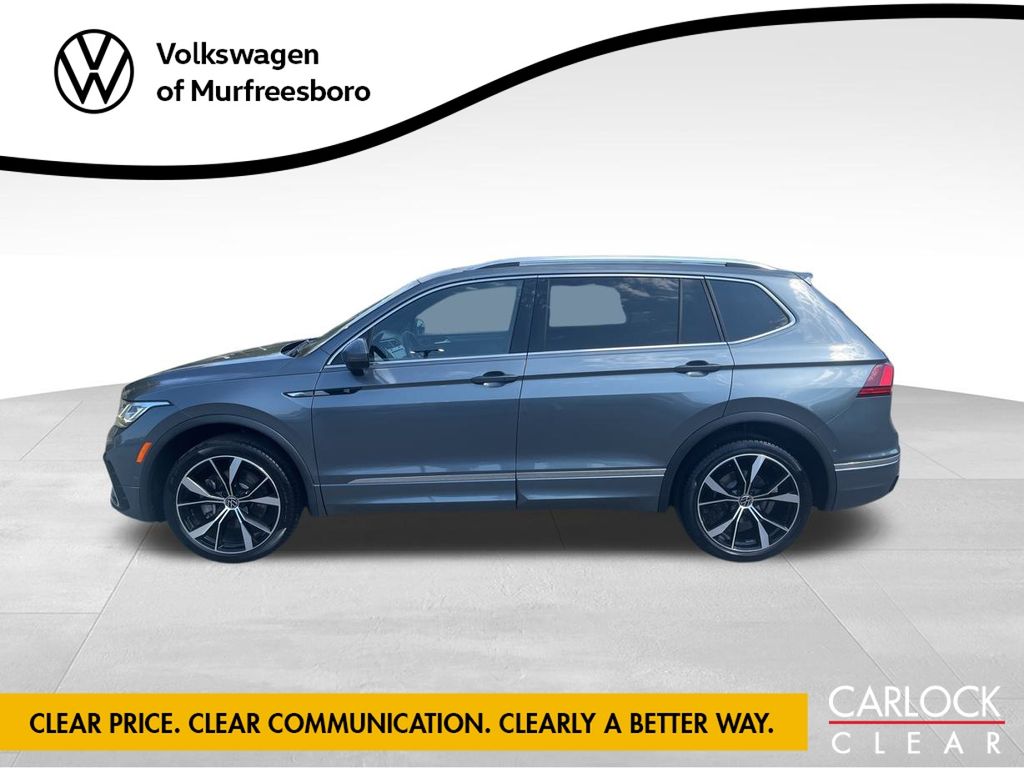 2022 Volkswagen Tiguan SEL Premium R-Line photo 2
