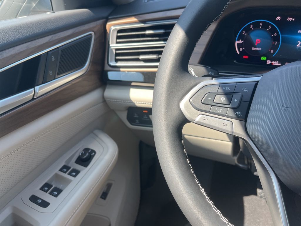 2026 Volkswagen Atlas SE w/Tech - Photo 17