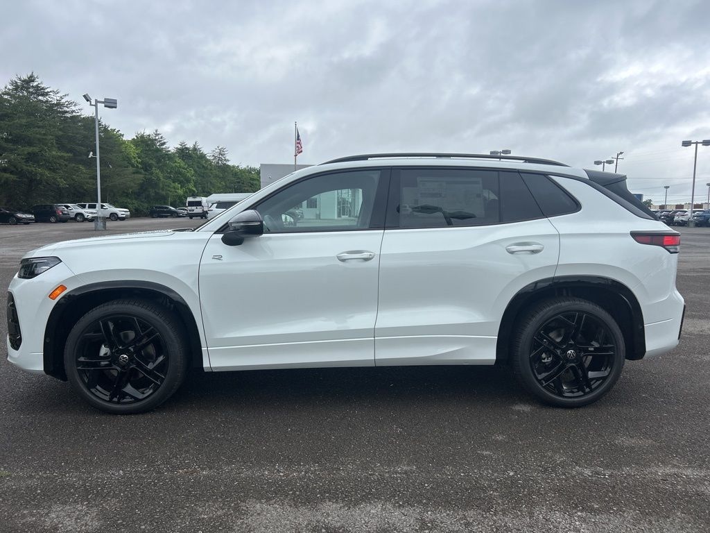 New 2026 Volkswagen Tiguan 2.0T SE R-Line Black SUV