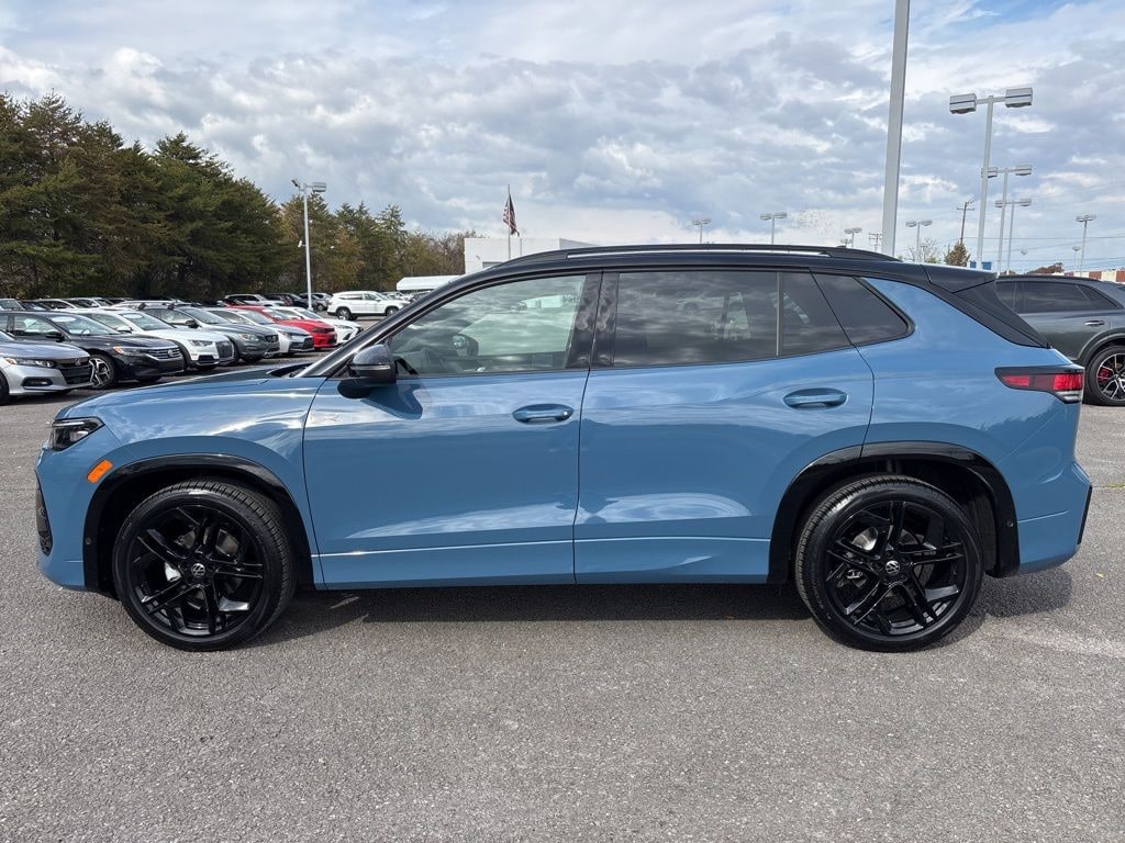 New 2026 Volkswagen Tiguan 2.0T SE R-Line Black SUV