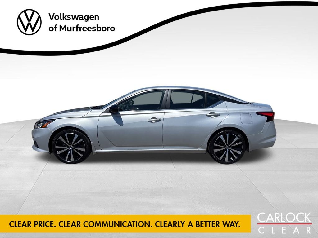 2022 Nissan Altima 2.5 SR photo 3
