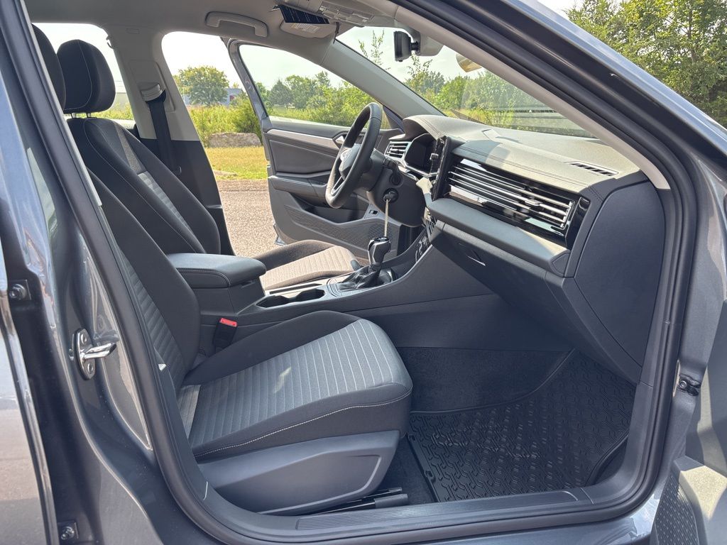 2025 Volkswagen Jetta S - Photo 22
