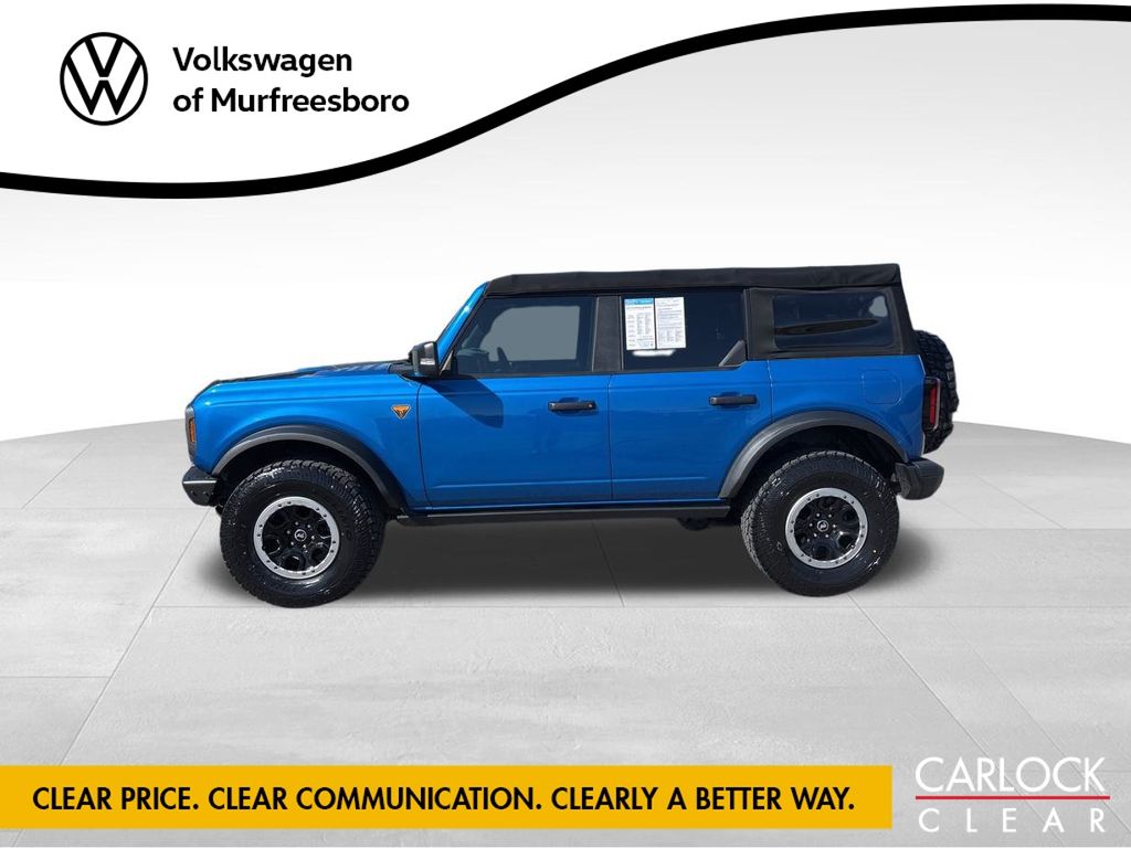 2022 Ford Bronco Badlands photo 2