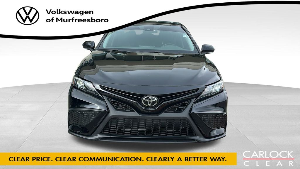 2024 Toyota Camry SE photo 2