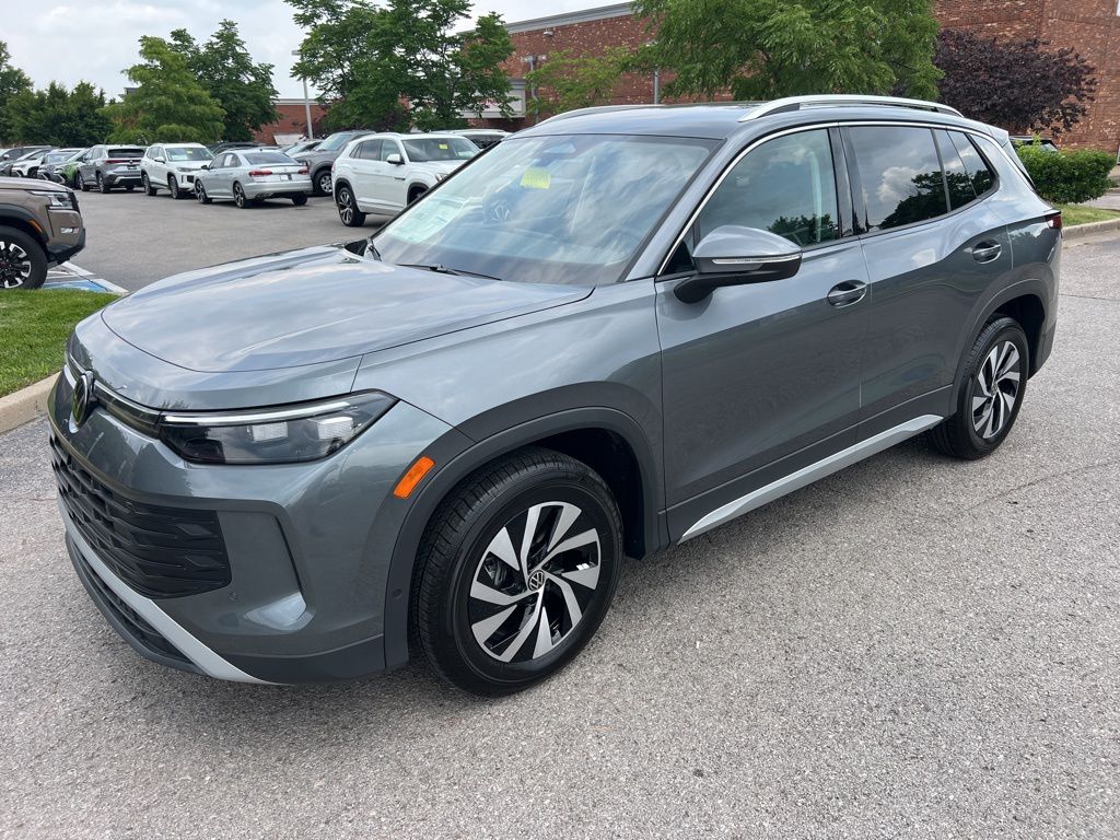 2025 Volkswagen Tiguan SUV 