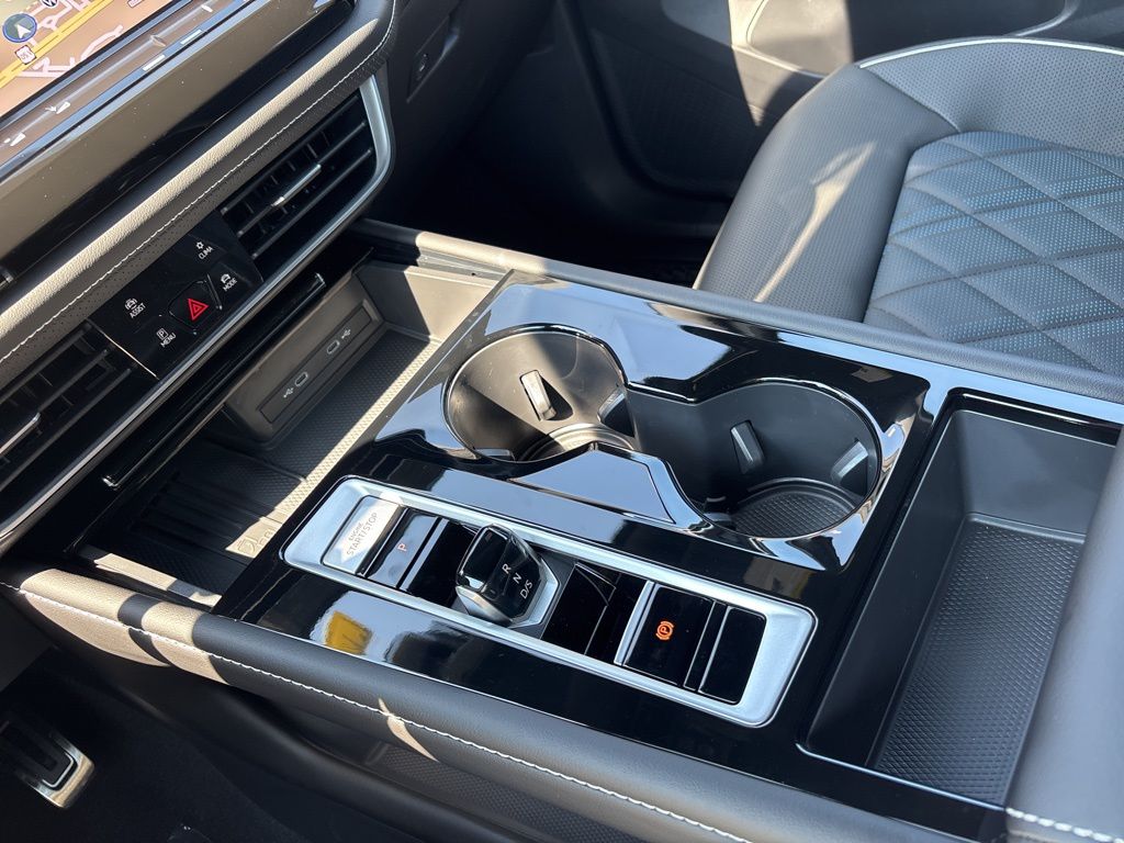 2026 Volkswagen Atlas Cross Sport SEL Premium R-LINE - Photo 18