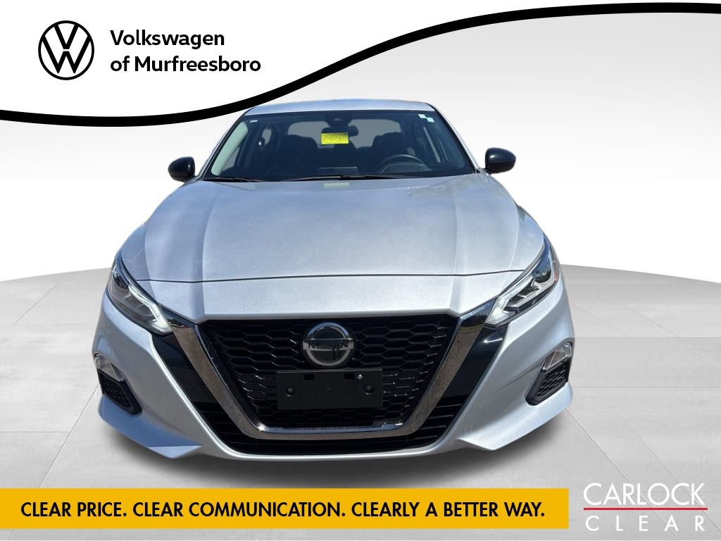 2022 Nissan Altima 2.5 SR photo 2