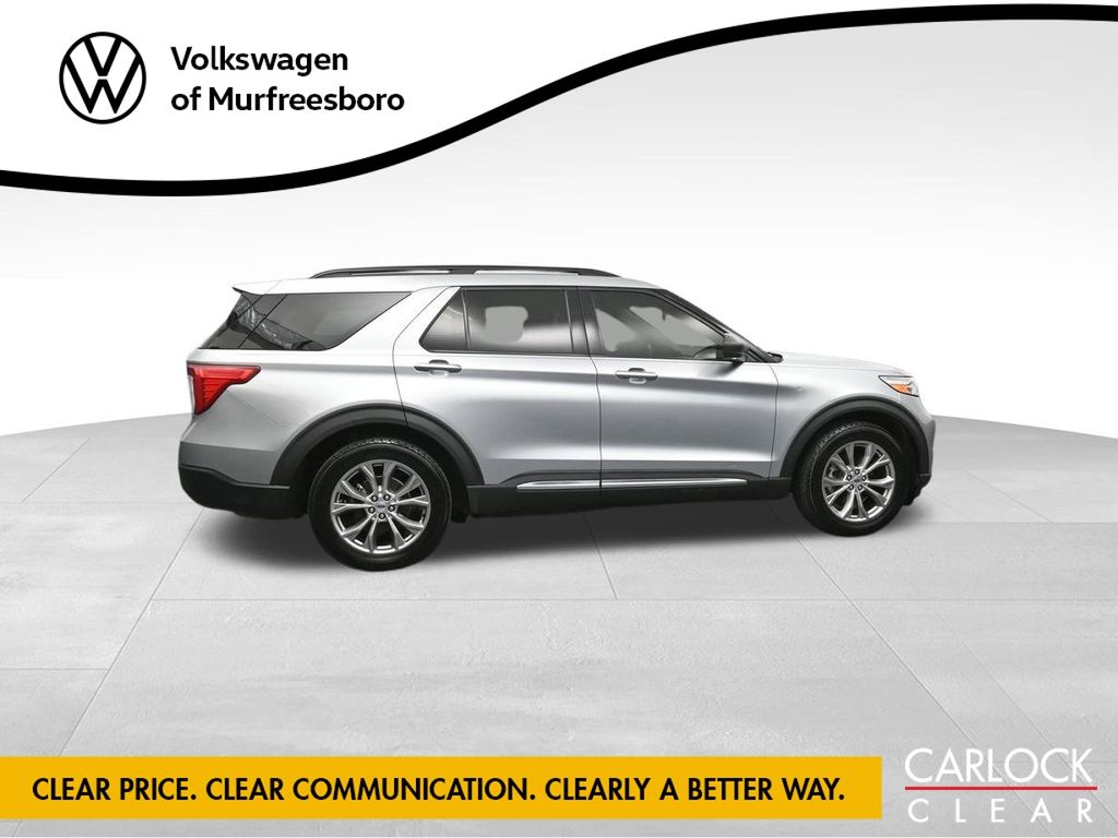 2021 Ford Explorer XLT photo 3