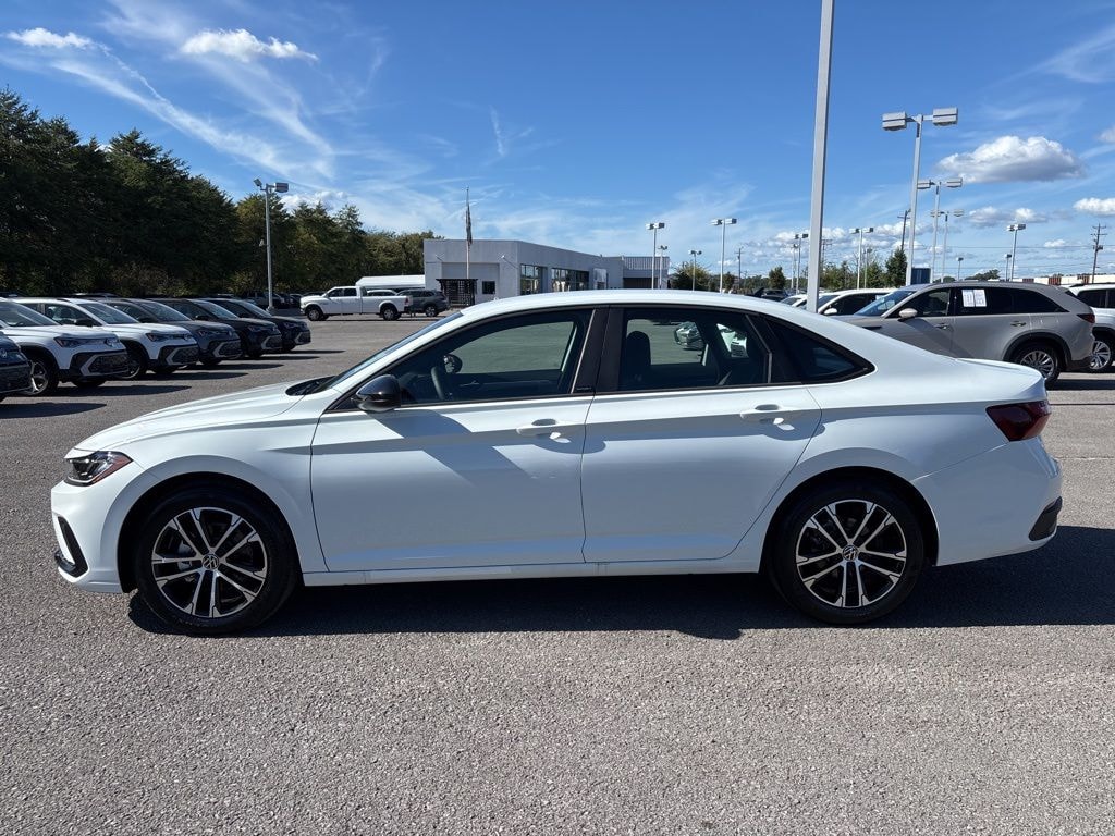New 2025 Volkswagen Jetta 1.5T Sport Sedan