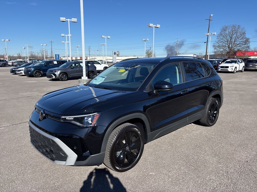 2026 Volkswagen Taos SE's photo