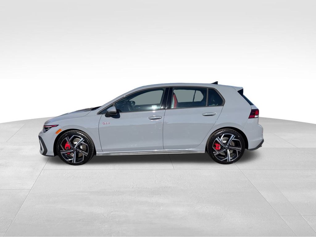 2025 Volkswagen Golf GTI SE photo 3