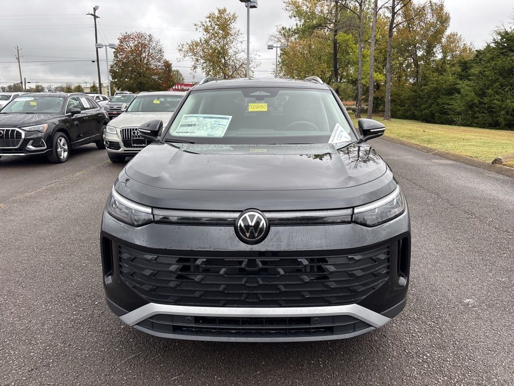 New 2026 Volkswagen Tiguan 2.0T SE SUV