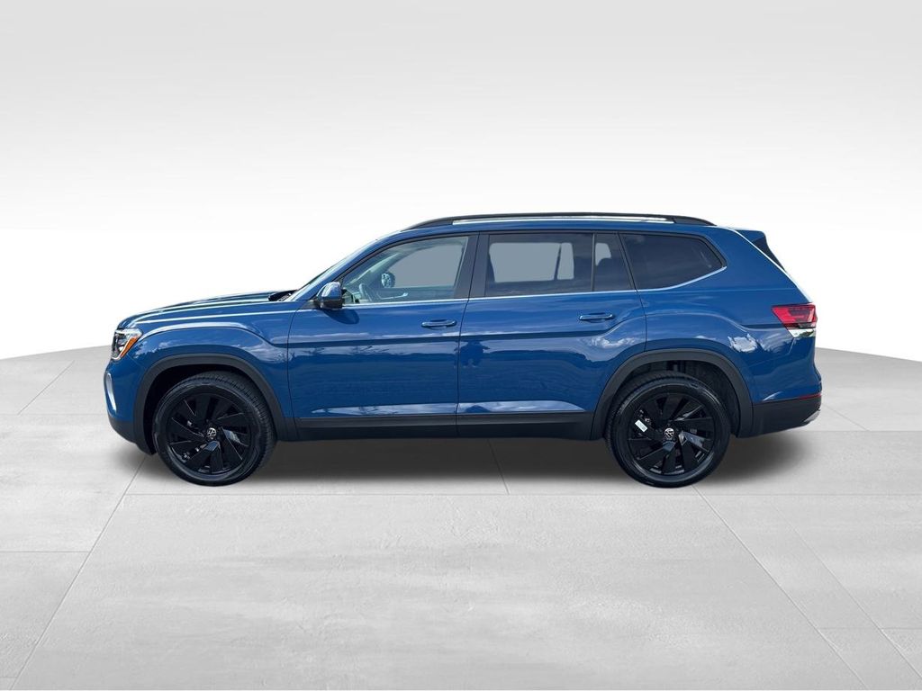2026 Volkswagen Atlas SE Technology photo 3