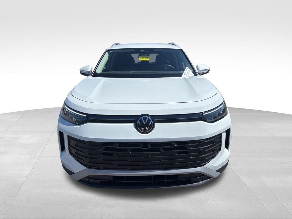 2025 Volkswagen Tiguan S photo 2