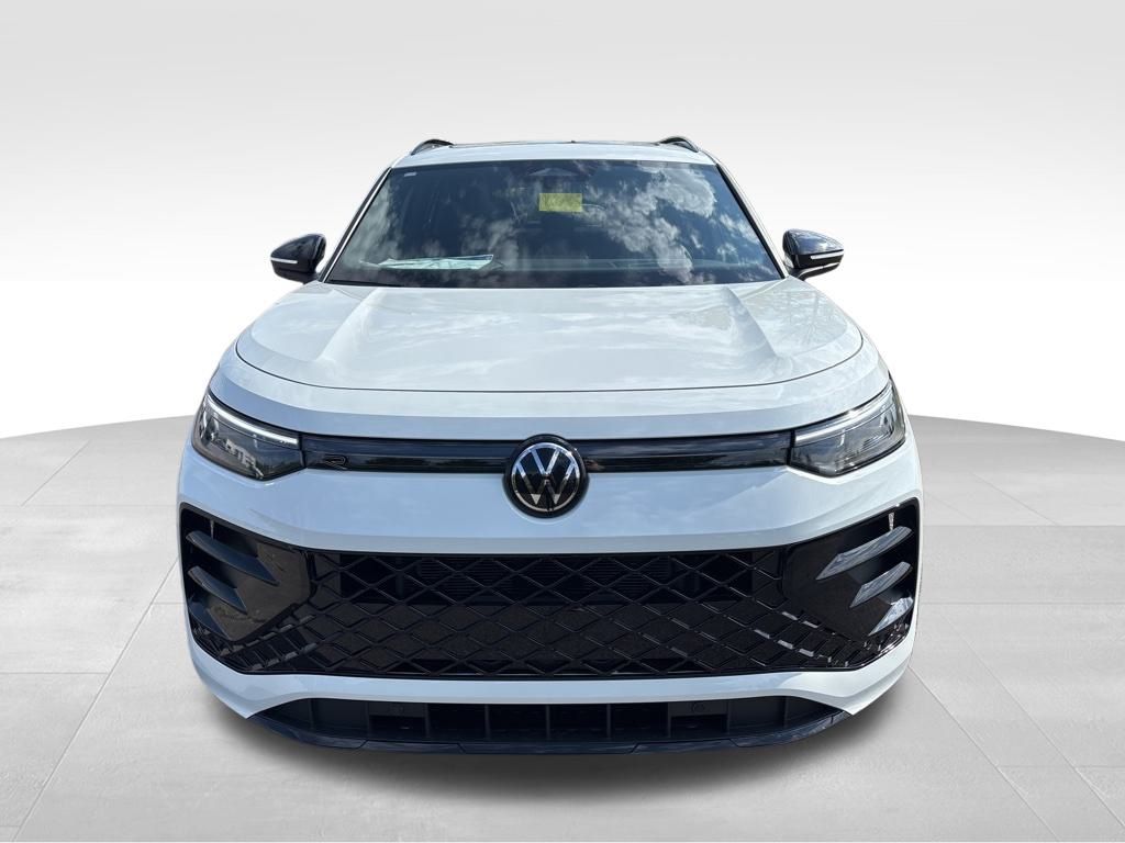 2025 Volkswagen Tiguan SE R-Line Black photo 2
