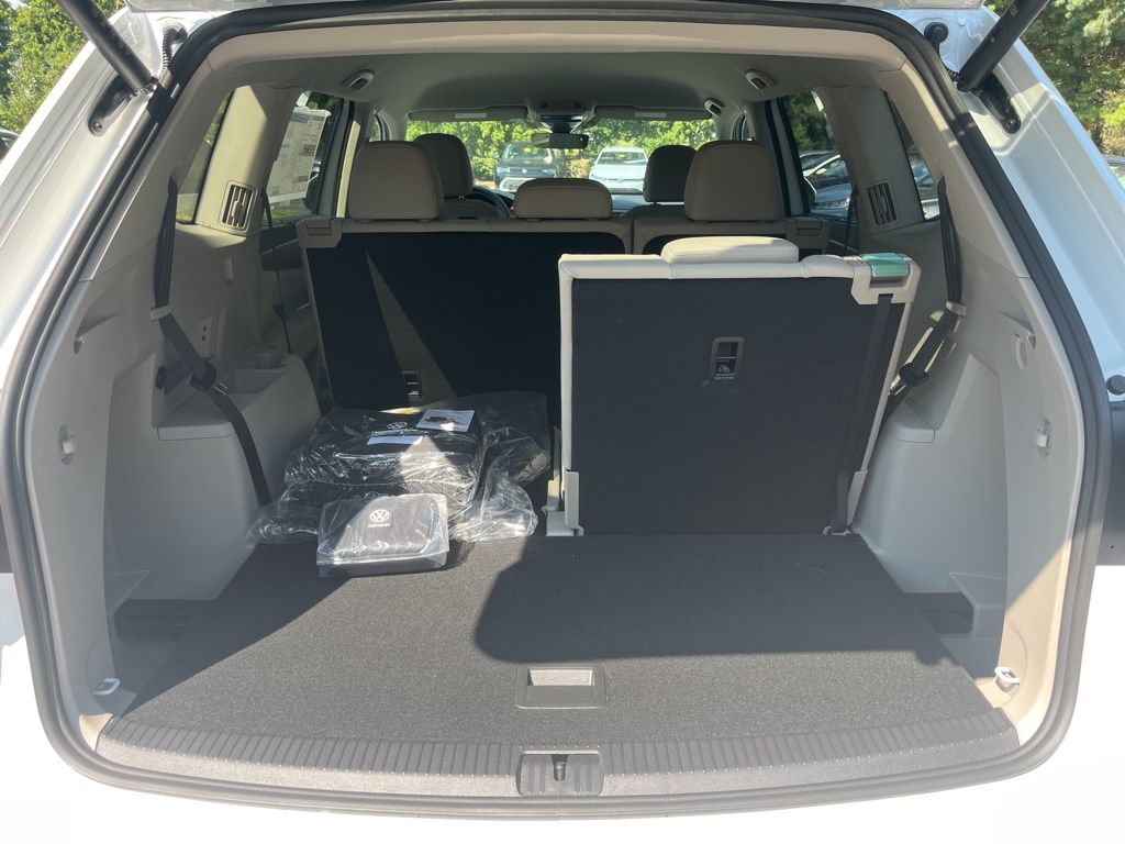 2026 Volkswagen Atlas SE w/Tech - Photo 12