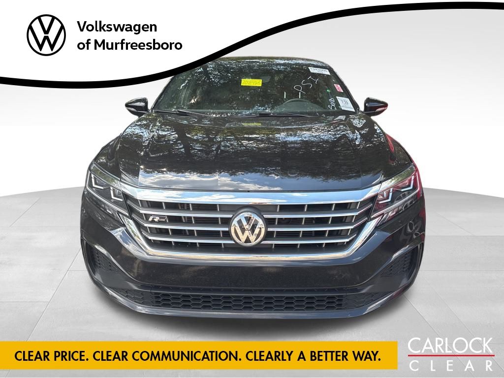 2021 Volkswagen Passat 2.0T R-Line photo 2