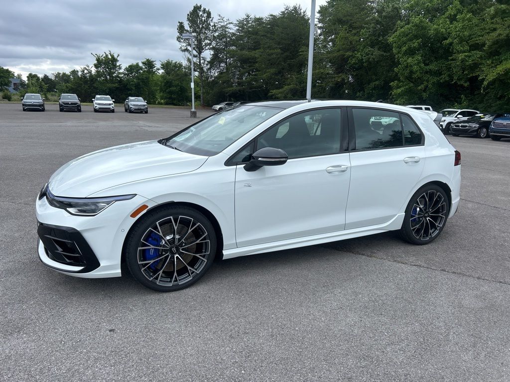 2026 Volkswagen Golf R Golf R 4-door DSG's photo