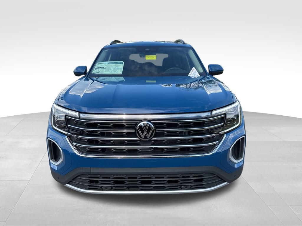 2026 Volkswagen Atlas SE Technology photo 2