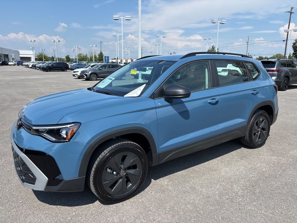 New 2025 Volkswagen Taos 1.5T S SUV