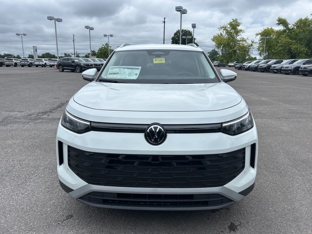 New 2026 Volkswagen Tiguan 2.0T SE SUV