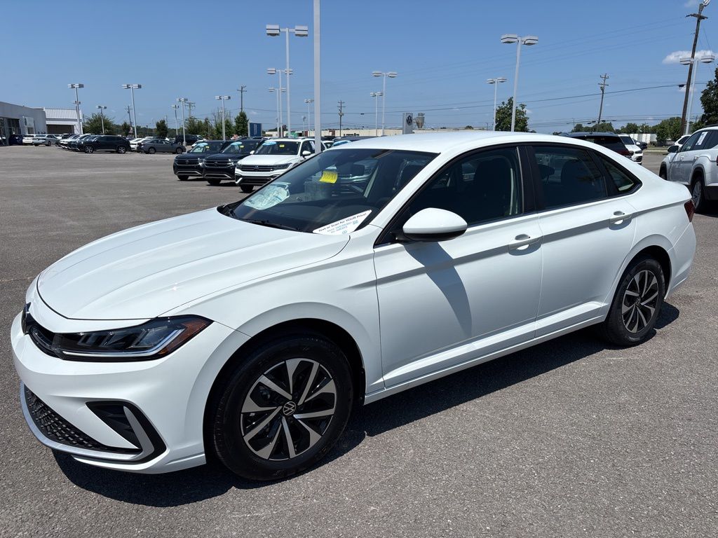 2025 Volkswagen Jetta S's photo