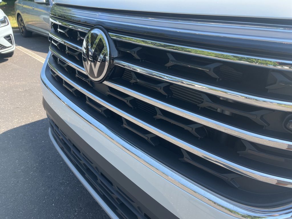 2026 Volkswagen Atlas SE w/Tech - Photo 9