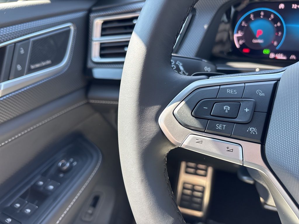 2026 Volkswagen Atlas Cross Sport SEL Premium R-LINE - Photo 17