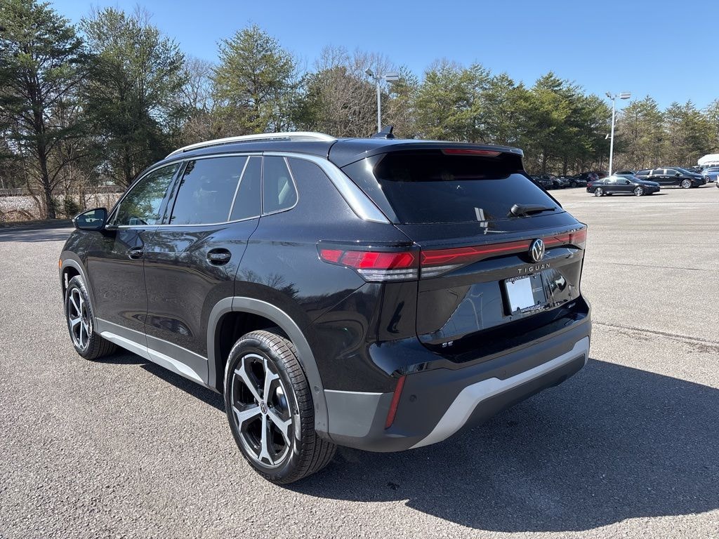 New 2026 Volkswagen Tiguan 2.0T SE SUV