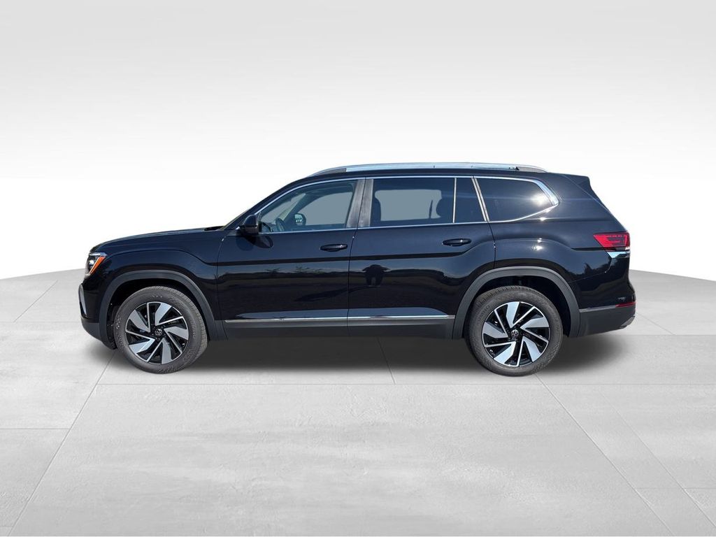 2026 Volkswagen Atlas SEL photo 3