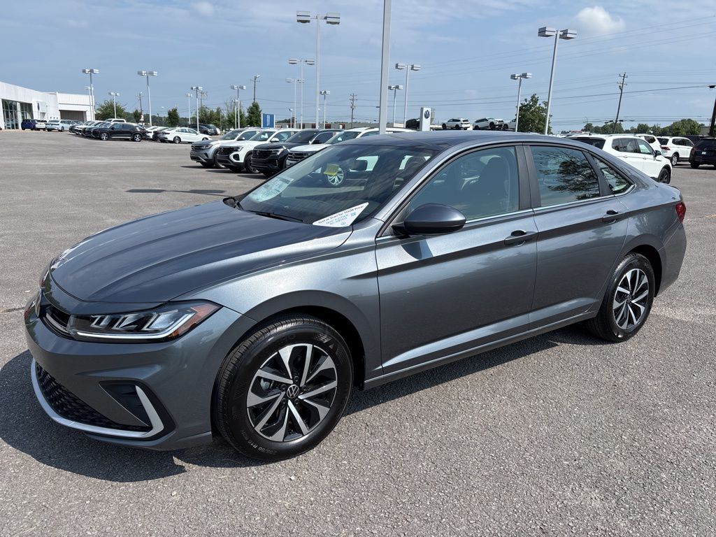 2025 Volkswagen Jetta S's photo